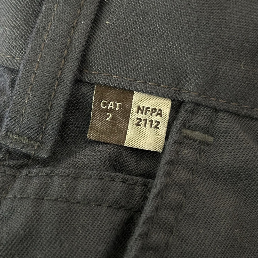 Carhartt FR Pants Mens 32x34 Navy Flame Resistant Carpenter Workwear Cargo P11 - Picture 3 of 14